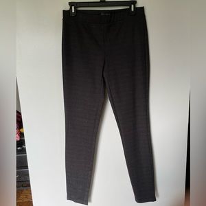 Willi Smith Ladies Skinny Dress Pants, size 6